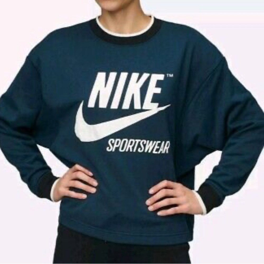 Nike AJ7368-454 Women's Sportswear Crew Neck Sweatshirt Navy/White-Black (XS)